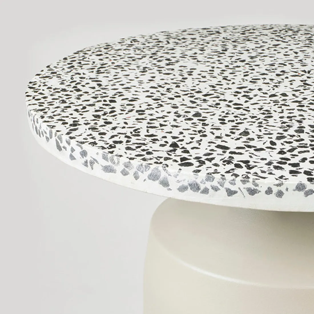 Broste Copenhagen Agari Tisch