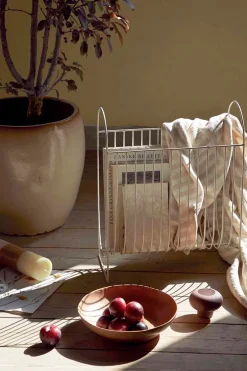 Broste Copenhagen Maggie Zeitungsständer