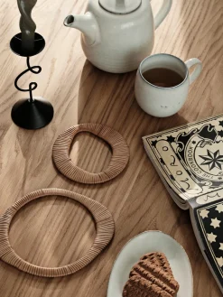 Broste Copenhagen Nordic Sand Teekannen